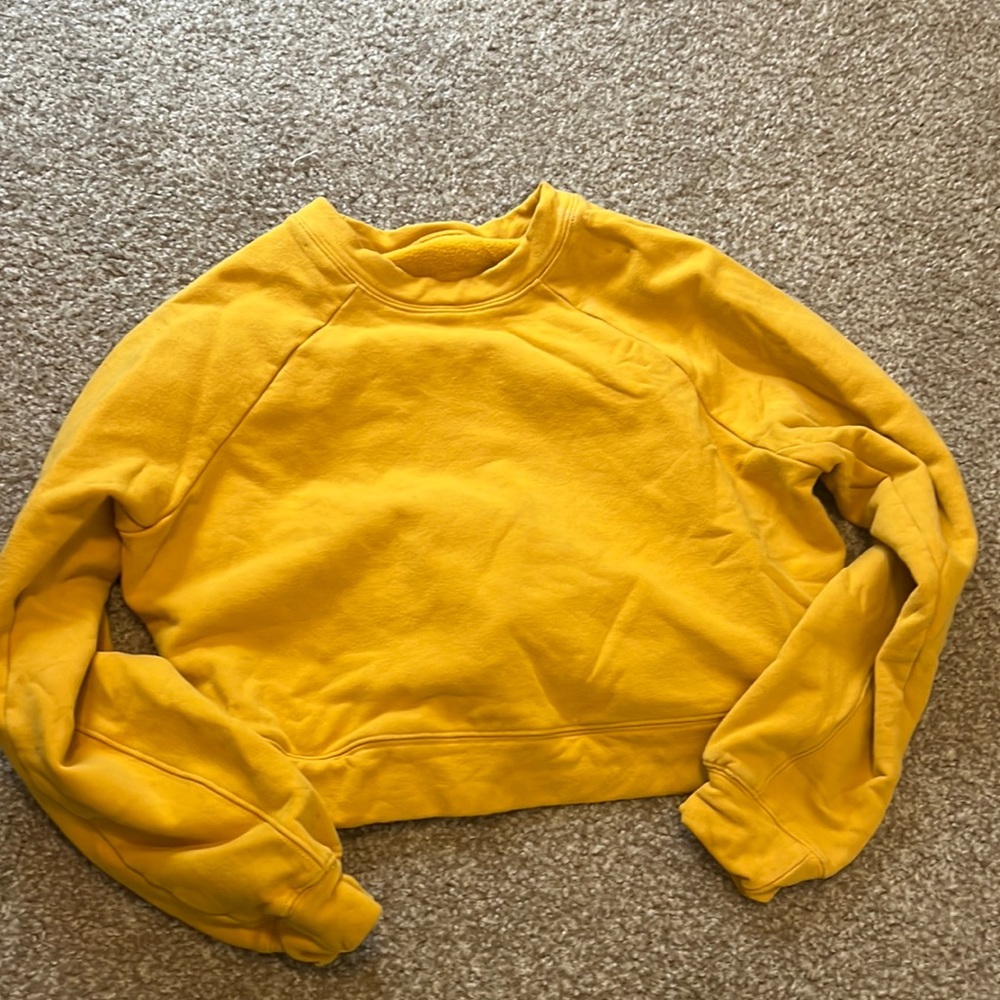 Born primitive cropped hoodie